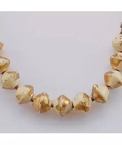 Abara kaulakoru, gold & natural white