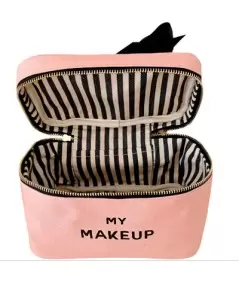 My Makeup, vaaleanpunainen meikkipussi
